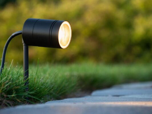 Cần xác định vị trí trước khi lắp đèn cảnh quan