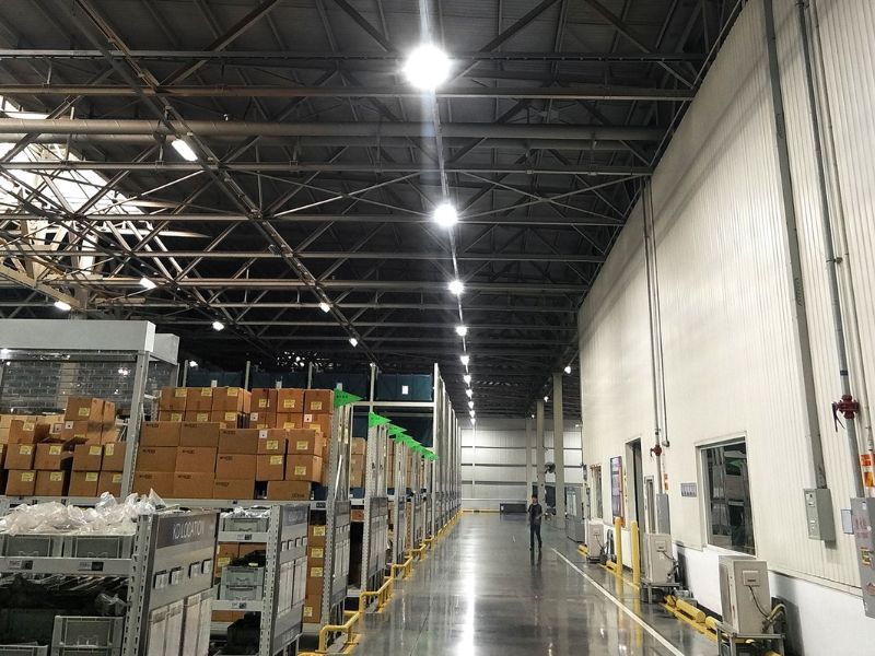 Cần khảo sát nhà xưởng trước khi thi công đèn