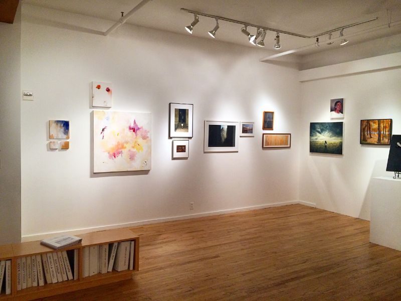 Cách chọn đèn rọi tranh theo nhiều yếu tố