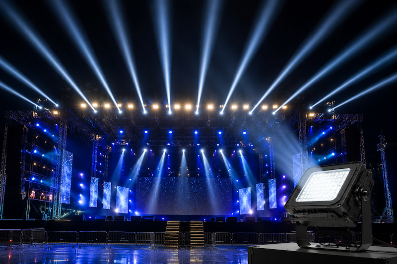 Đèn pha LED chiếu xa
